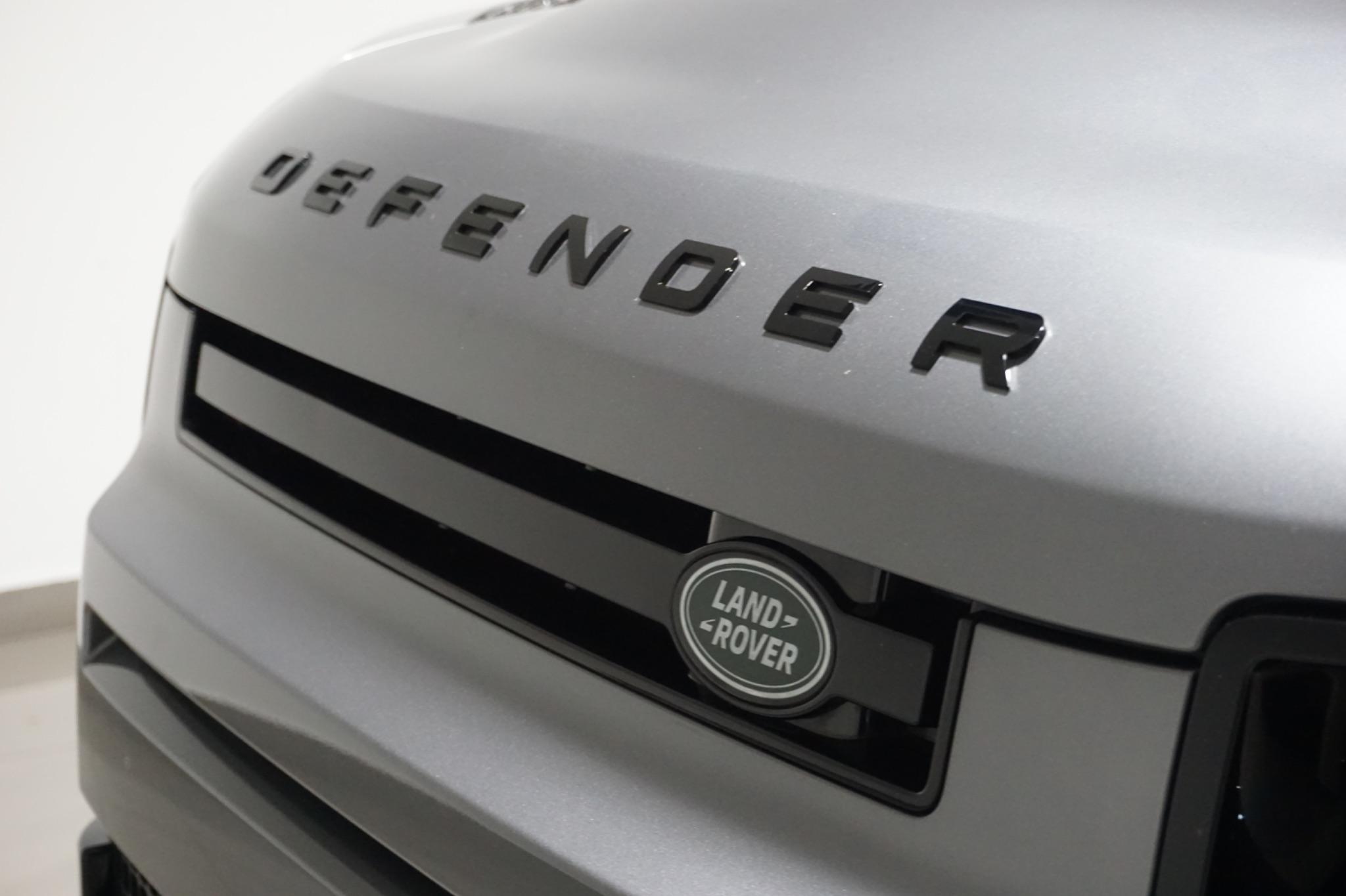 Land Rover Defender 110 3.0 D250 MHEV X-Dynamic HSE Auto 4WD Euro 6 (s/s) 5dr